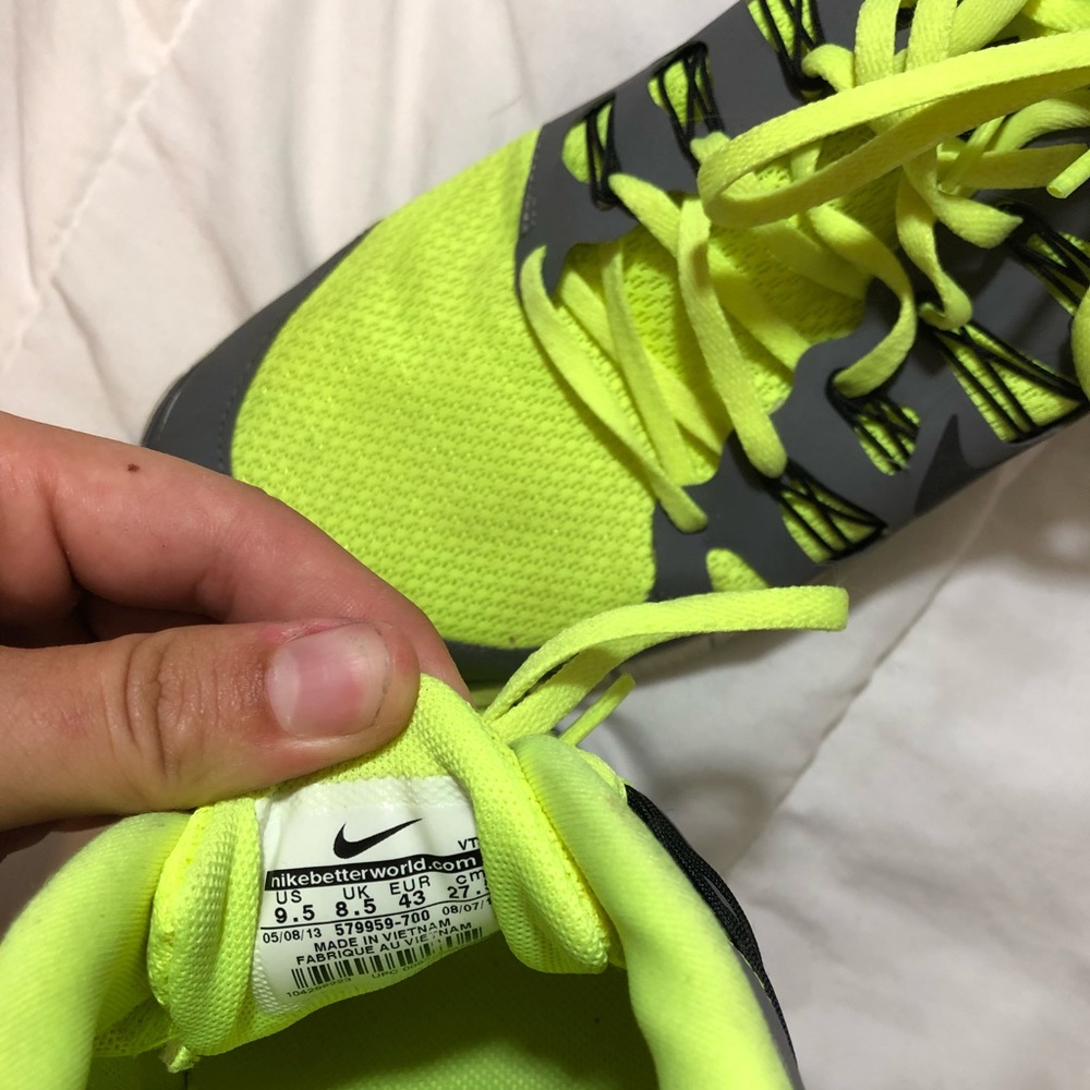 NIKE 5.0 Free Runs
